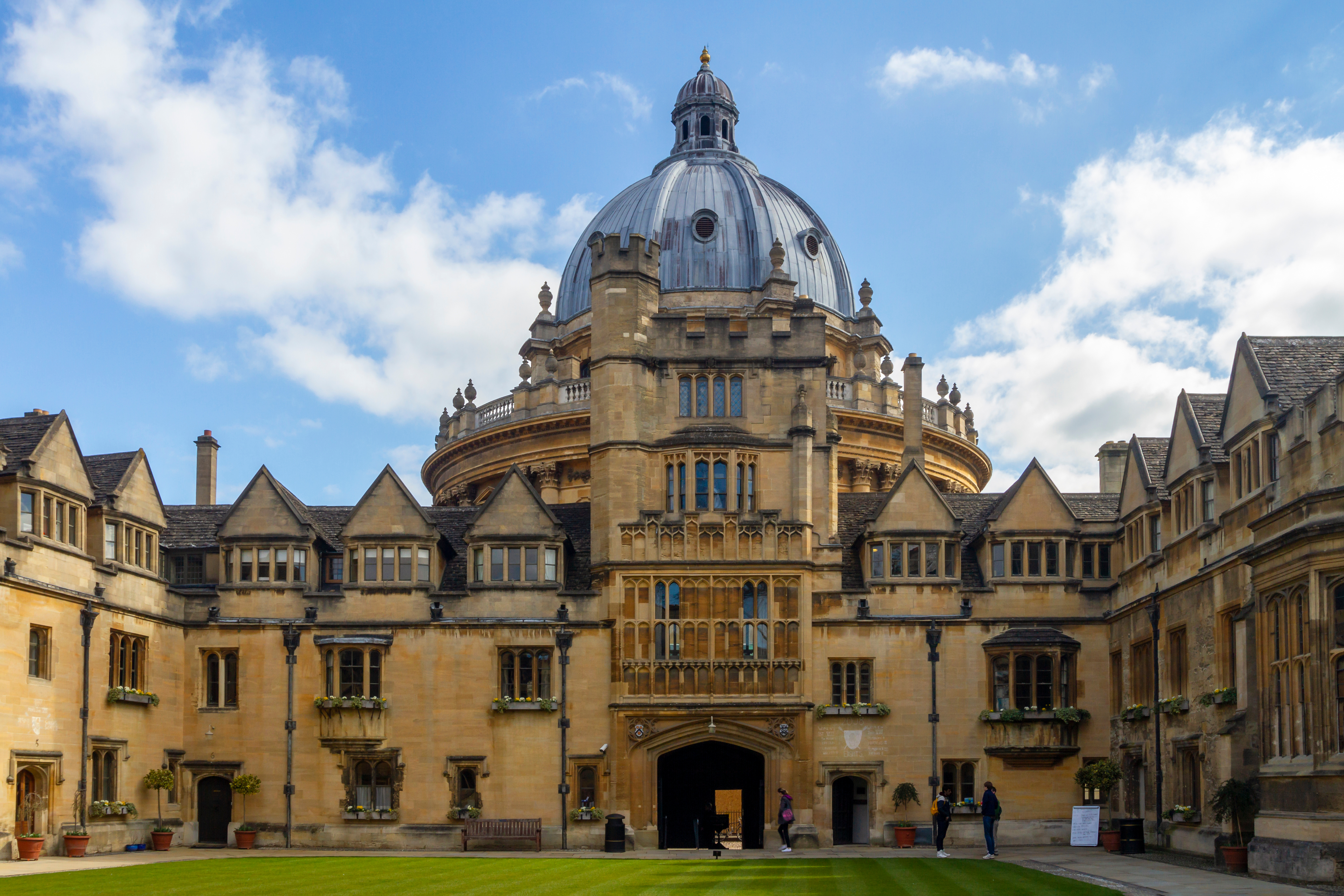 Oxford Spires International / Brasenose College, Oxford